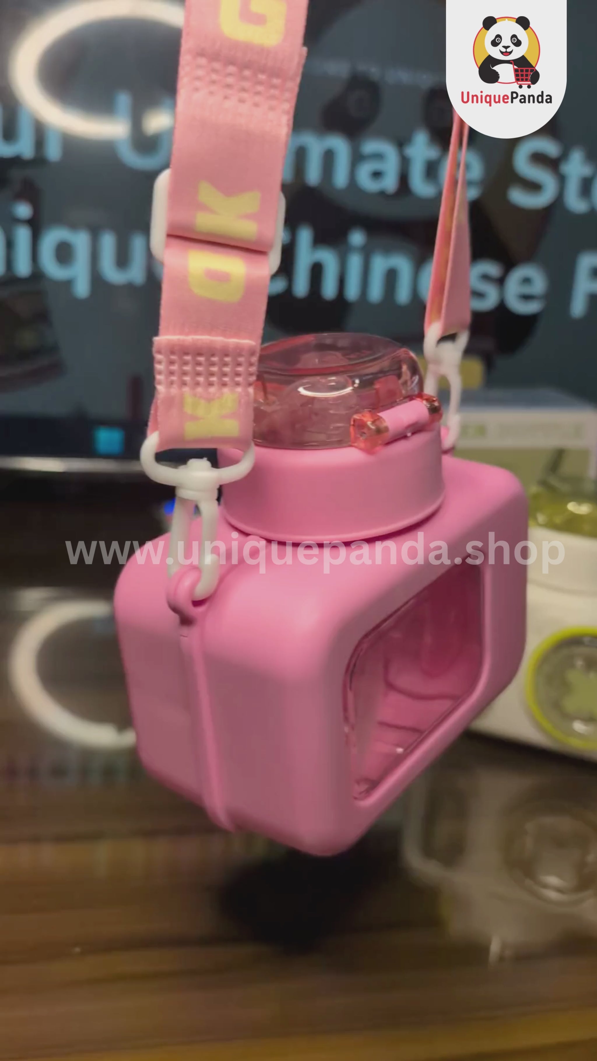   Camera Shaped Water Bottle 580ml with Bottle Strap - Perfect for School, Photography Lovers, Teen Girls, Kids, Birthday Gifts & Unique Gifting